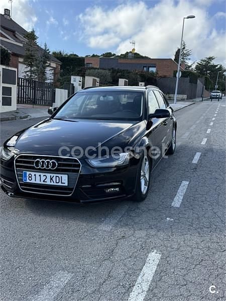 Usado Audi A4 150 CV (110 kW) 2015 Negro Familiar