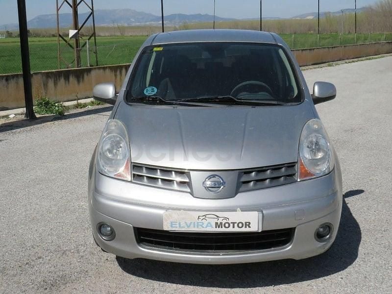 Usado Nissan Note Acenta 88 CV (64 kW) 2007 Gris / plata Utilitario