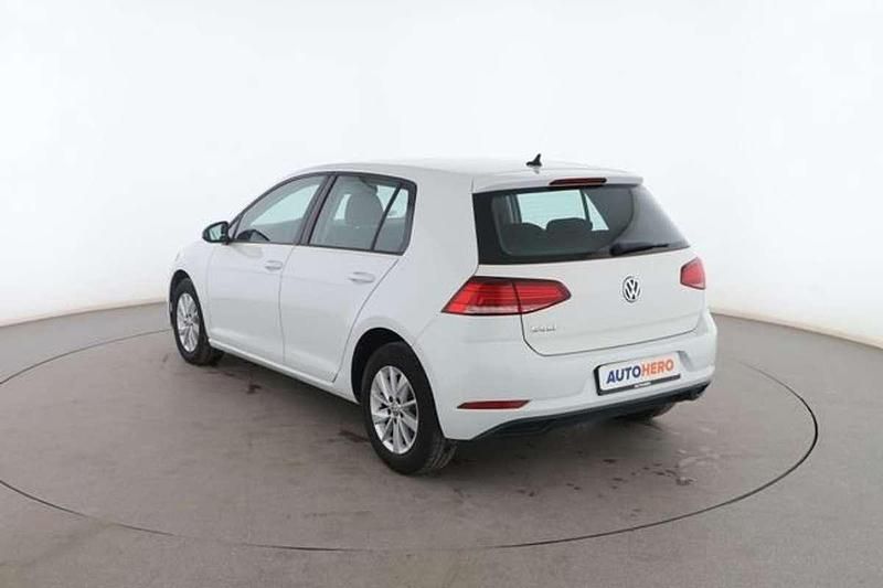 Usado VW Golf VII Edition 116 CV (85 kW) 2019 Blanco Utilitario