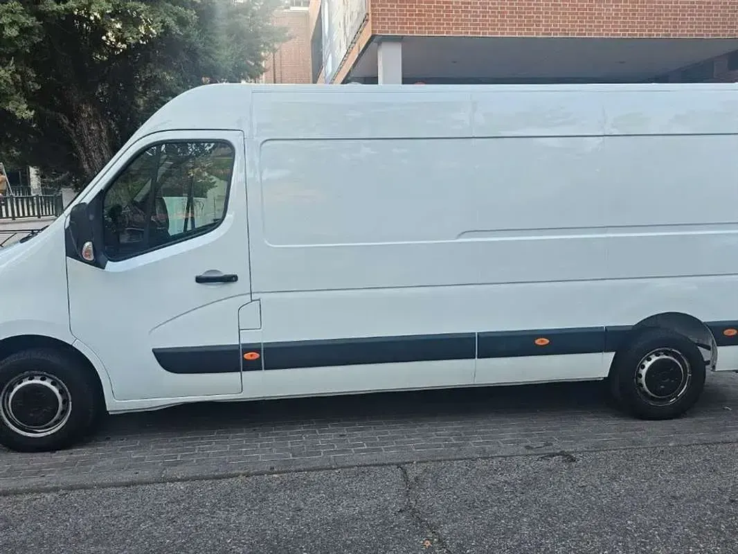 Usado Renault Master 144 CV (105 kW) 2018 Blanco Van