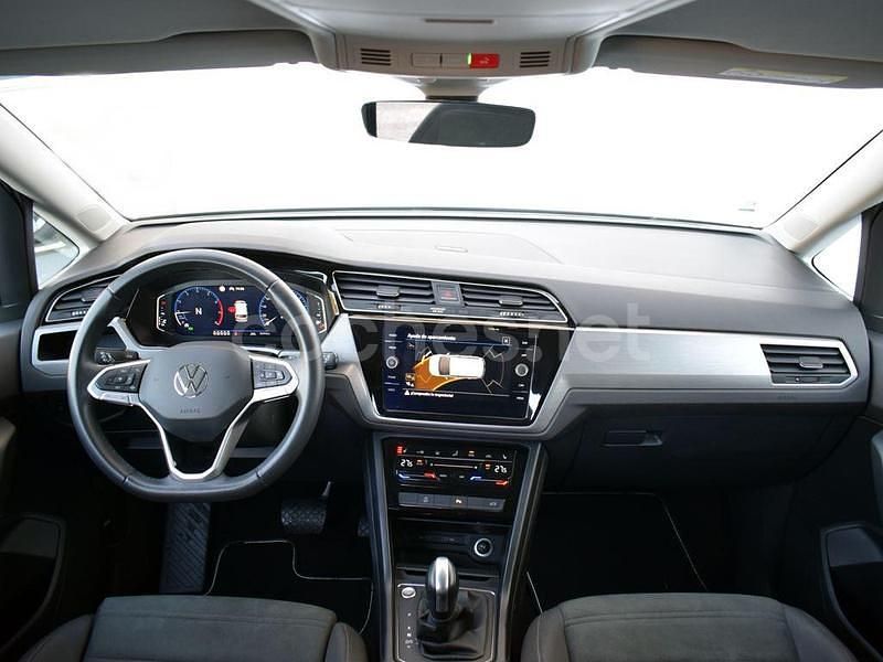 Usado VW Touran 150 CV (110 kW) 2025 Negro Monovolumen