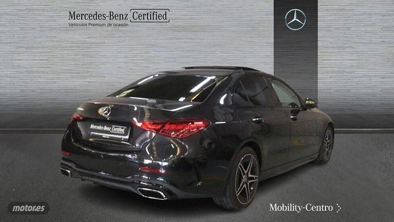 Usado Mercedes C300e 313 CV (230 kW) 2024 Gris / plata Berlina