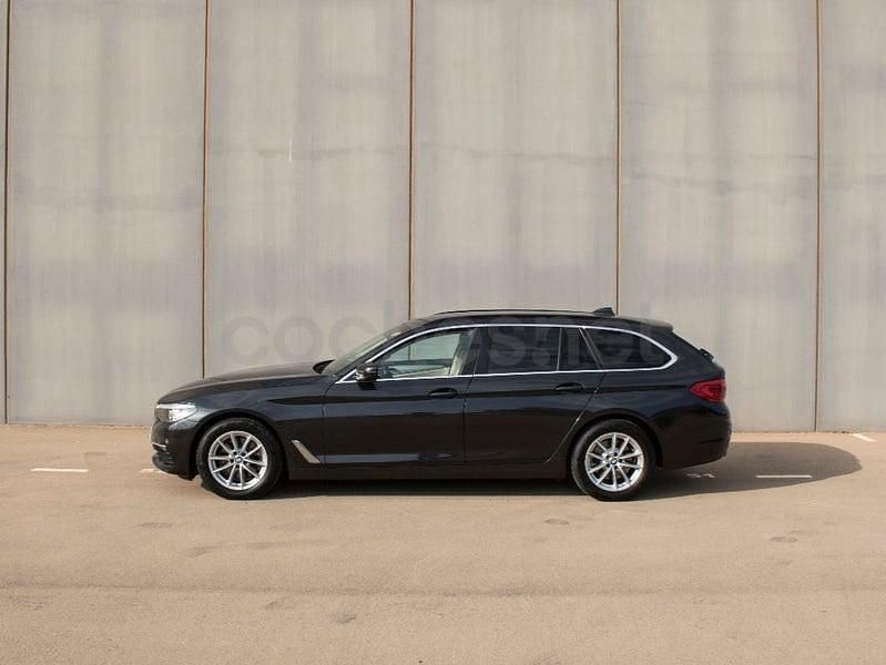 Usado BMW 520 190 CV (139 kW) 2020 Gris / plata Familiar