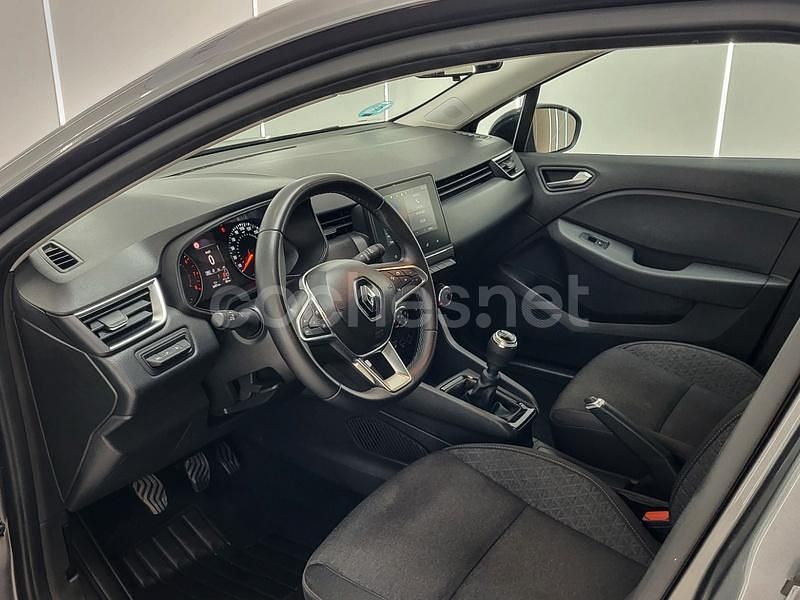 Usado Renault Clio V Equilibre 90 CV (66 kW) 2023 Gris / plata Berlina