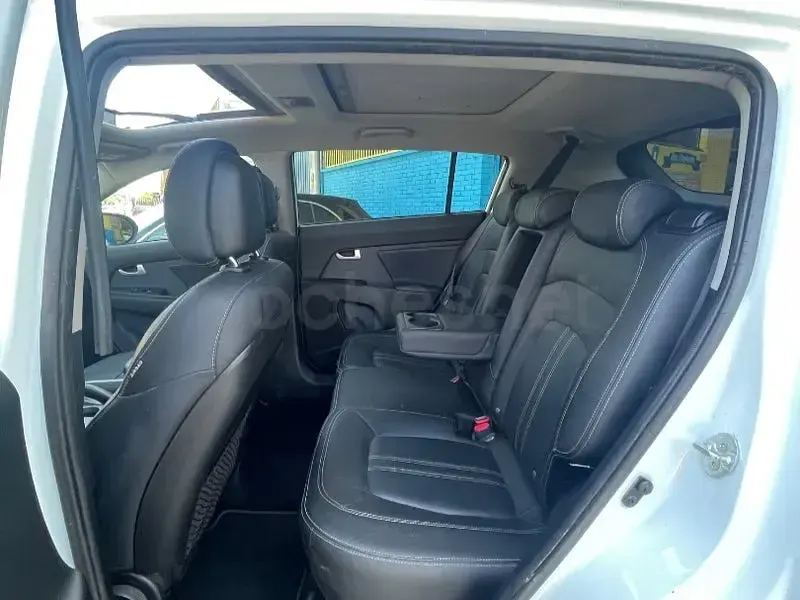 Usado Kia Sportage 115 CV (84 kW) 2016 Blanco SUV