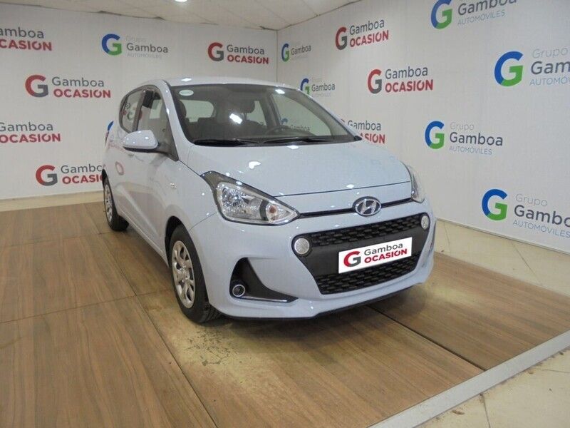 Usado Hyundai i10 66 CV (48 kW) 2019 Azul claro Utilitario