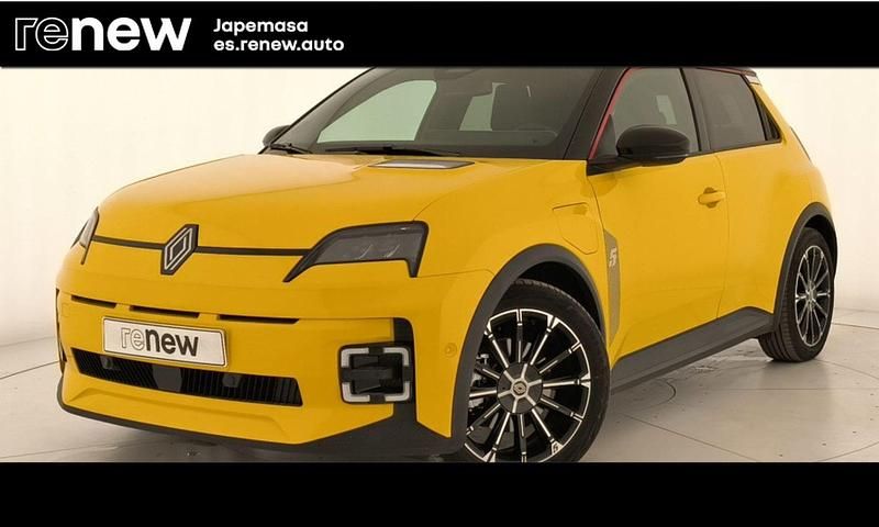 Usado Renault 5 E-Tech Techno 110 kW (150 CV) 2024 Amarillo con techo negro Berlina