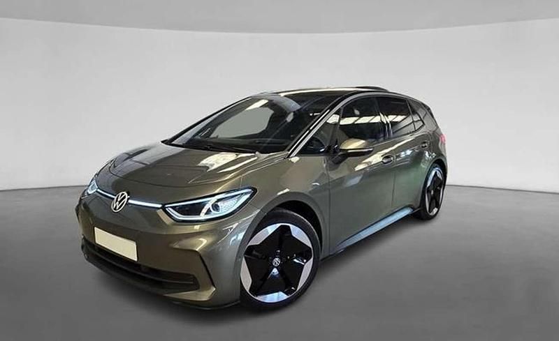 Negro Usado 2024 VW ID.3 Pro Utilitario | 32.190 € (Precio justo) - Imagen 1/4