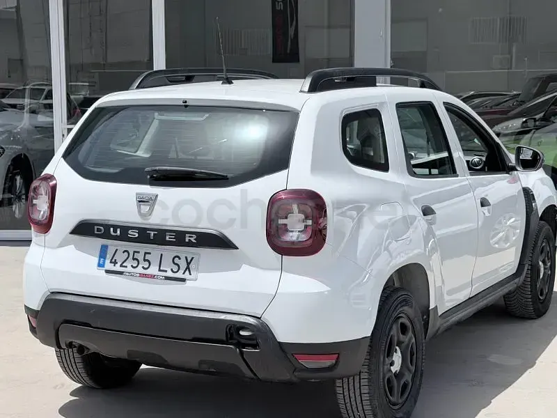 Usado Dacia Duster Essentiel 115 CV (84 kW) 2022 Blanco SUV