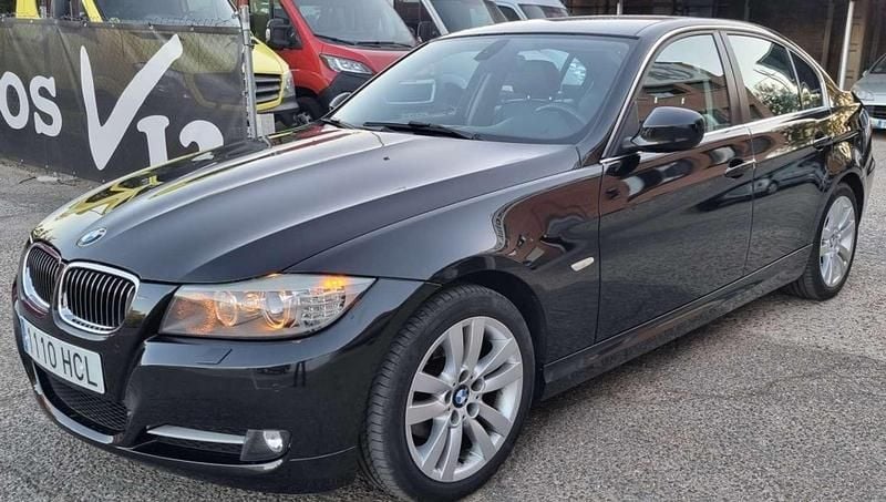 Negro Usado 2011 BMW 320 Berlina | 10.700 € (Precio justo) - Imagen 1/4