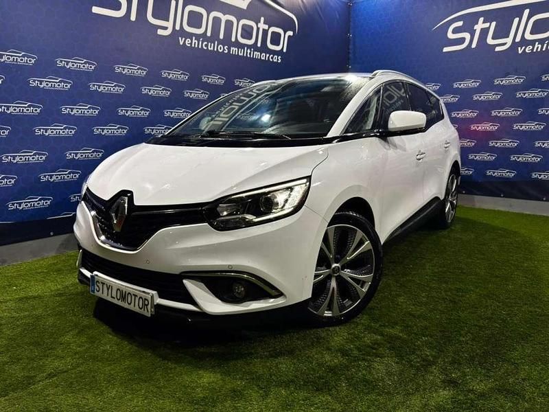 Usado Renault Grand Scénic IV Zen 110 CV (80 kW) 2018 Blanco Monovolumen
