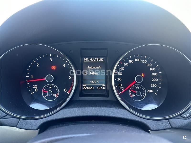 Usado VW Golf VII Sport 105 HP (77 kW) 2012 Preto Sedan