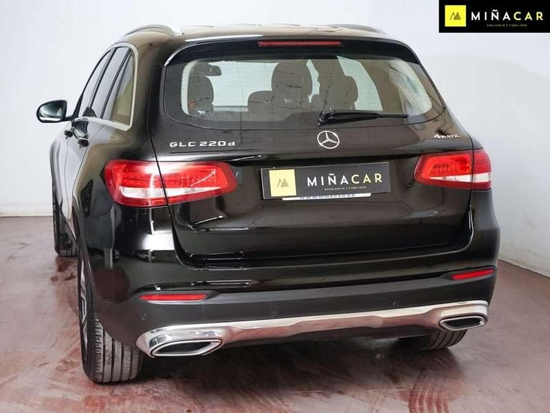 Usado Mercedes GLC220 170 CV (125 kW) 2018 Negro SUV