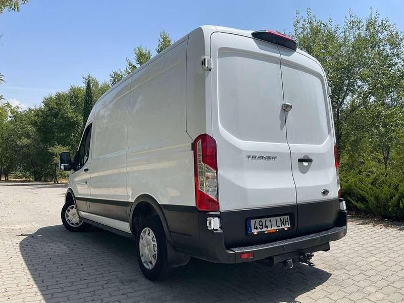 Usado Ford Transit Trend 130 CV (95 kW) 2021 Blanco Van