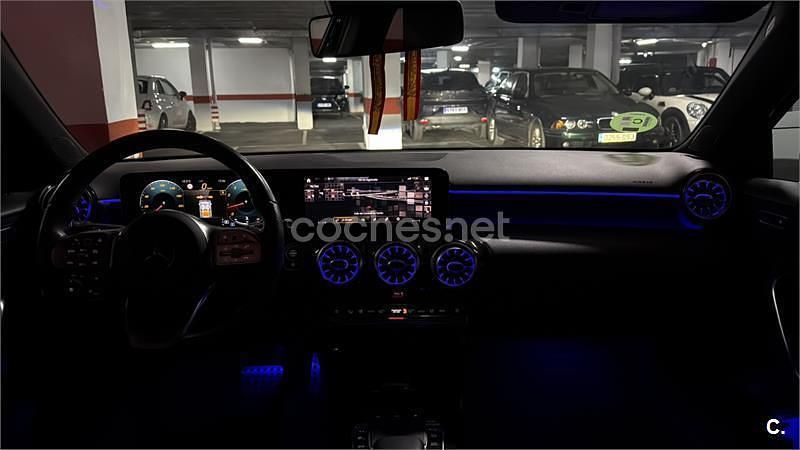Usado Mercedes A200 156 CV (114 kW) 2019 Negro Berlina