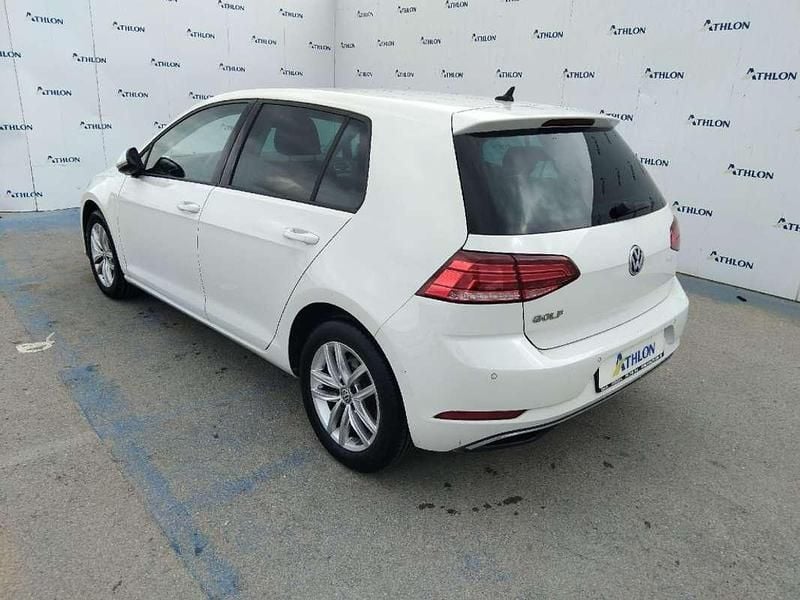 Usado VW Golf VII Advance 150 HP (110 kW) 2020 Branco Sedan