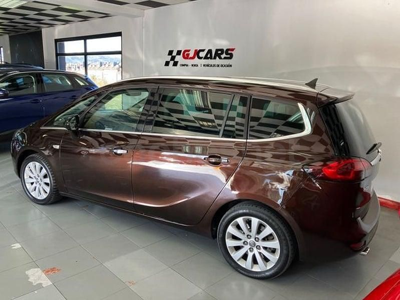 Usado Opel Zafira Tourer Excellence 165 CV (121 kW) 2012 Marrón Monovolumen