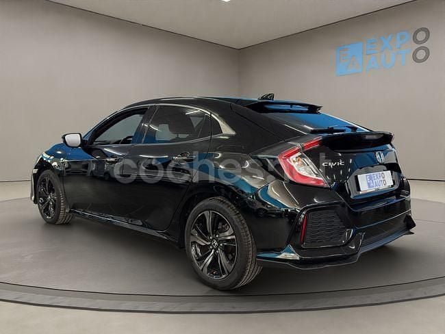Usado Honda Civic S 129 CV (94 kW) 2018 Negro Berlina