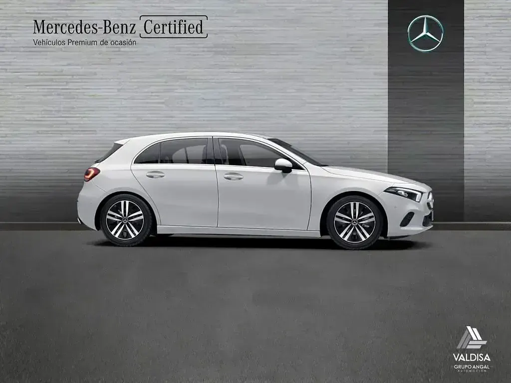 Usado Mercedes A180 136 CV (100 kW) 2022 Blanco Berlina