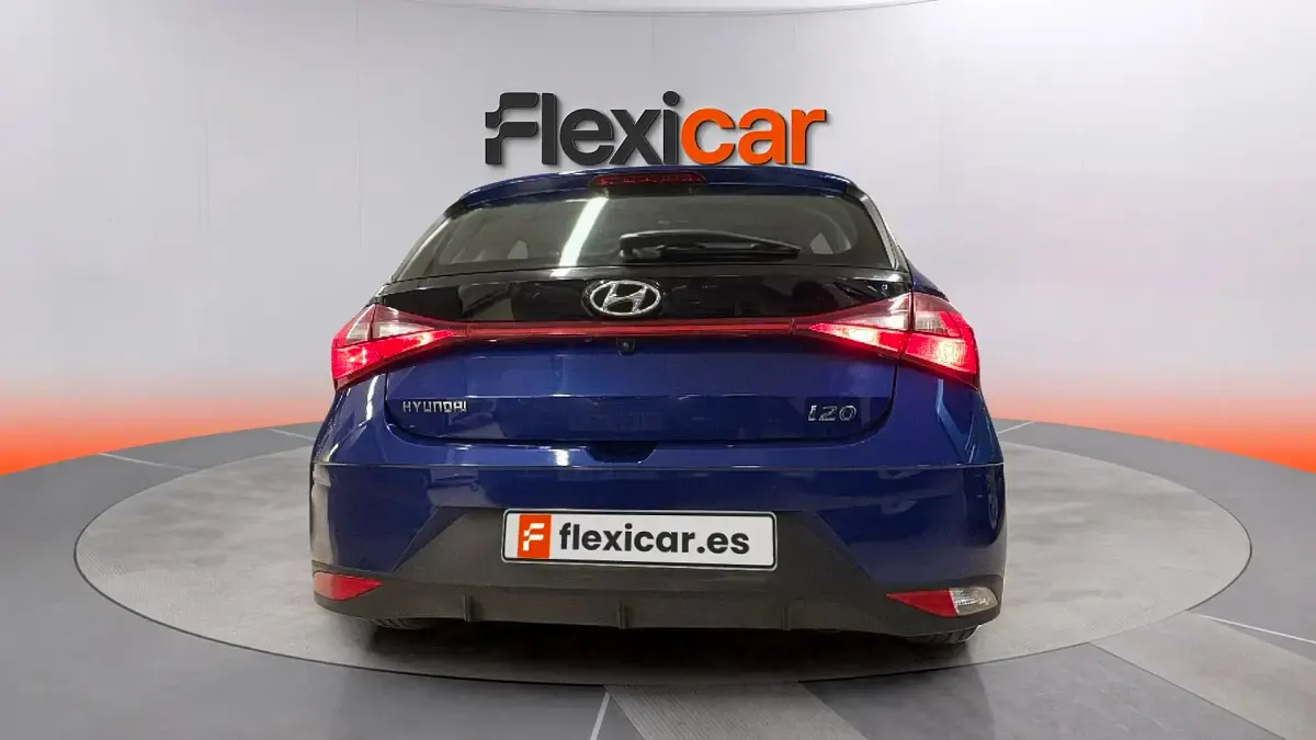Usado Hyundai i20 101 CV (74 kW) 2021 Azul Utilitario