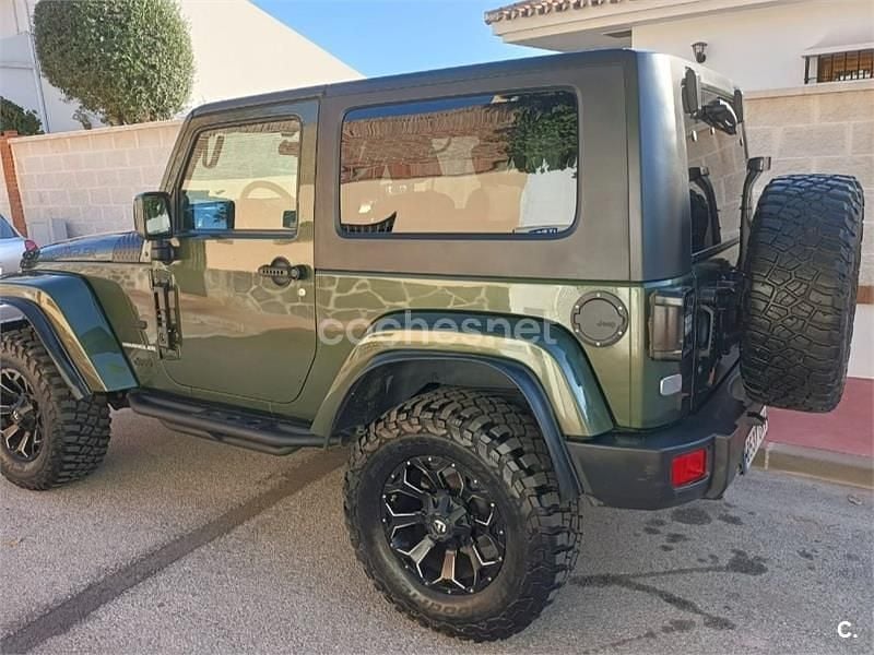 Usado Jeep Wrangler Sahara 177 CV (130 kW) 2009 Verde SUV