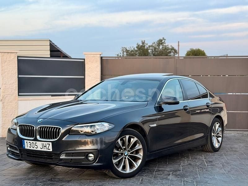 Gris / plata Usado 2016 BMW 520 Berlina | 14.999 € (Precio justo) - Imagen 1/4