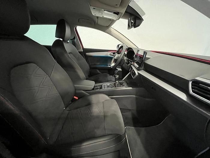 Usado Seat Leon FR 150 CV (110 kW) 2024 Rojo Utilitario