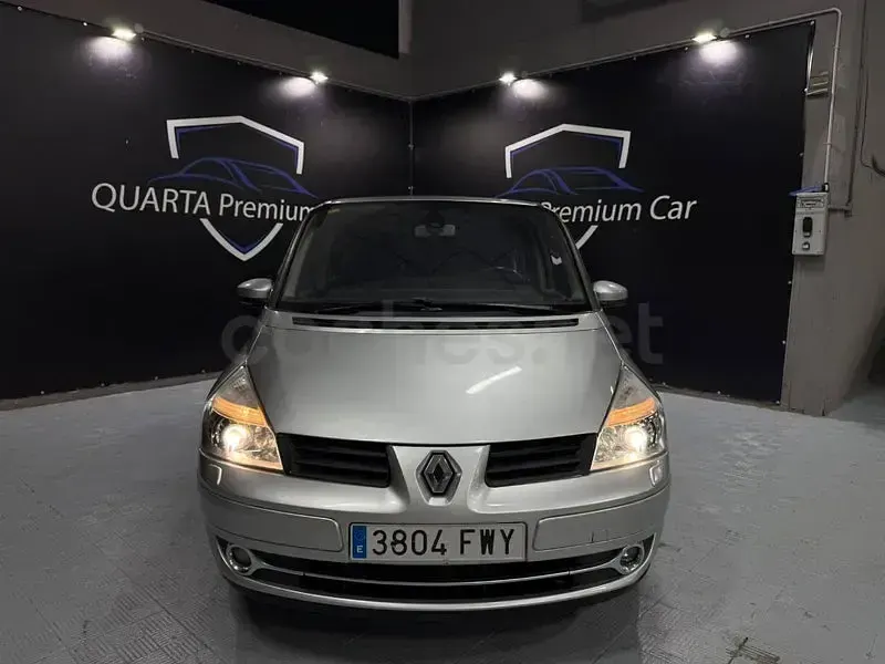 Usado Renault Espace Dynamique 150 CV (110 kW) 2007 Gris / plata Monovolumen