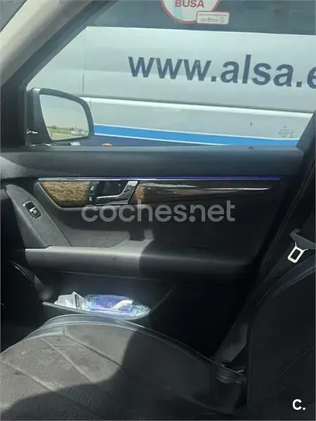 Usado Mercedes C220 Elegance 150 CV (110 kW) 2007 Negro Berlina