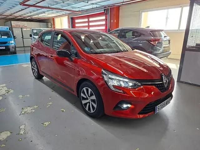 Usado Renault Clio V Equilibre 140 HP (102 kW) 2023 Vermelho Sedan