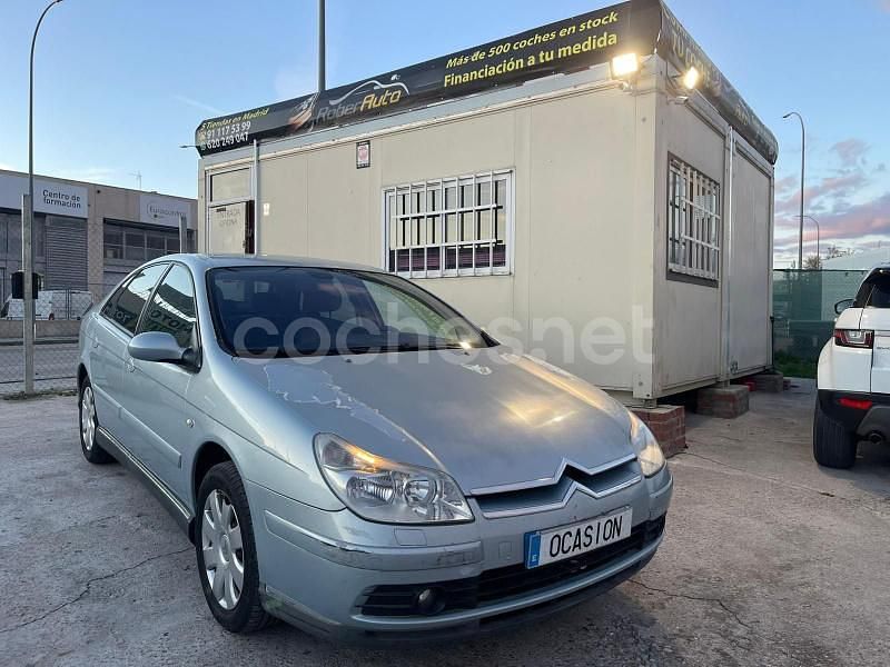 Gris / plata Usado 2005 Citroën C5 Attraction Berlina | 1999 € (Precio justo) - Imagen 1/4