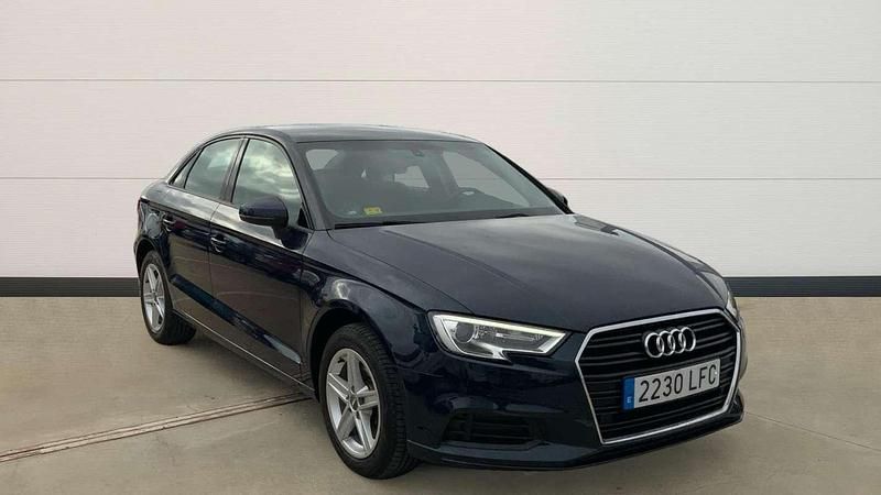Usado 2020 Audi A3 Attraction Berlina | 19.573 € (Precio justo) - Imagen 1/4