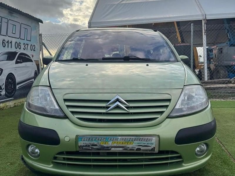 Usado Citroën C3 70 CV (51 kW) 2004 Verde Berlina