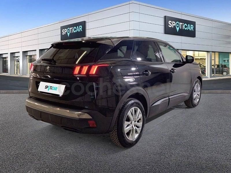 Usado Peugeot 3008 Active 130 CV (95 kW) 2020 Negro SUV