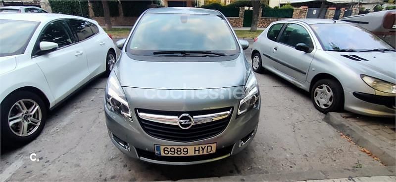 Gris / plata Usado 2014 Opel Meriva Selective Monovolumen | 6500 € (Precio justo) - Imagen 1/4