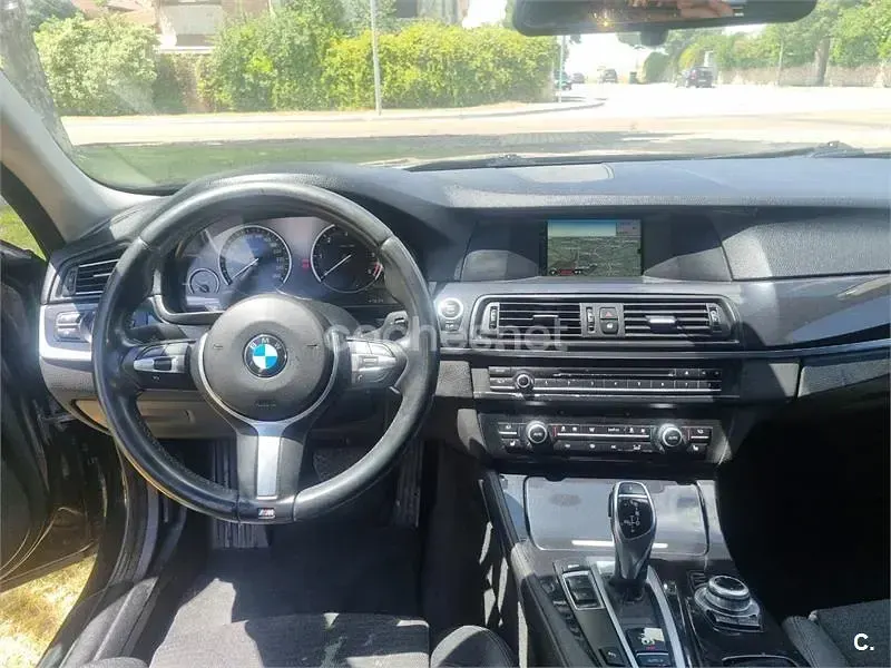 Usado BMW 520 184 CV (135 kW) 2013 Negro Familiar