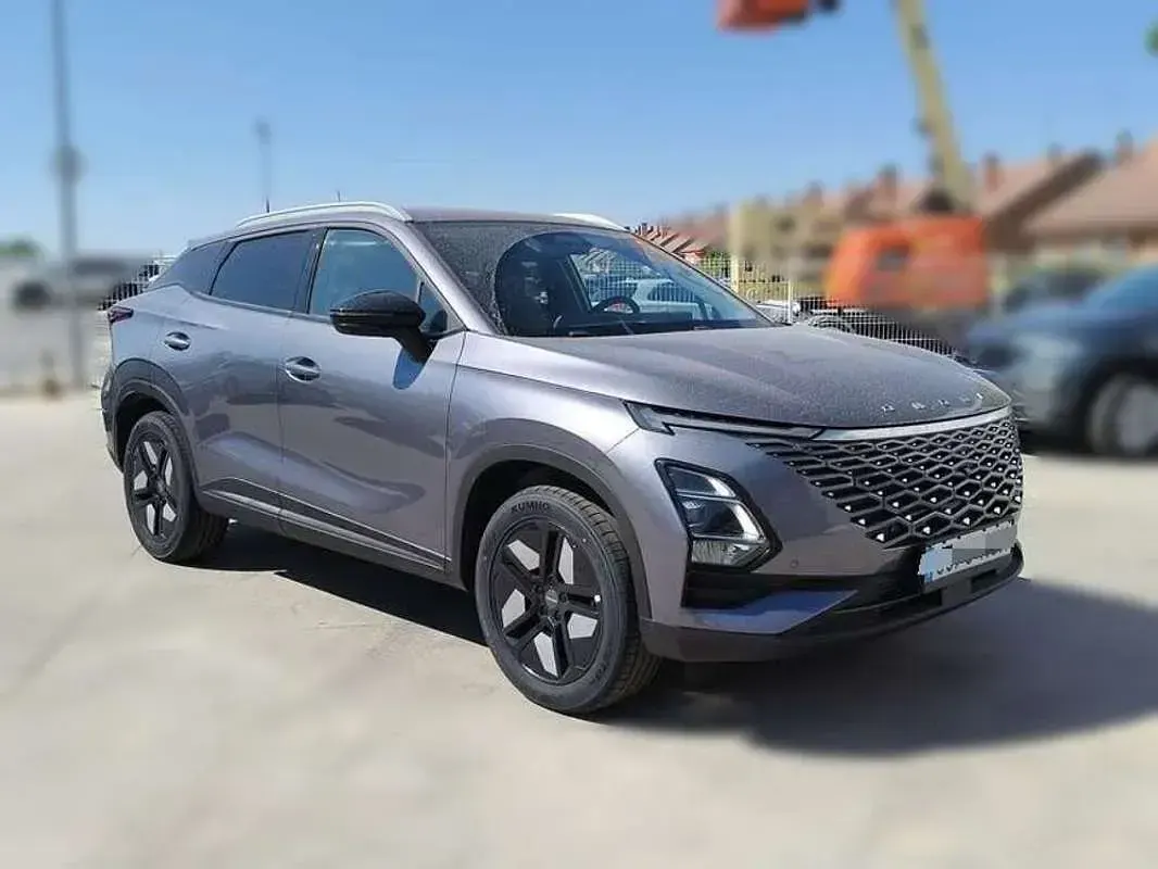 Nuevo Omoda 5 147 CV (108 kW) 2025 Gris SUV