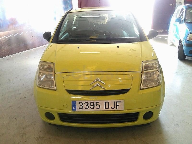 Usado Citroën C2 Furio 70 CV (51 kW) 2005 Amarillo Utilitario