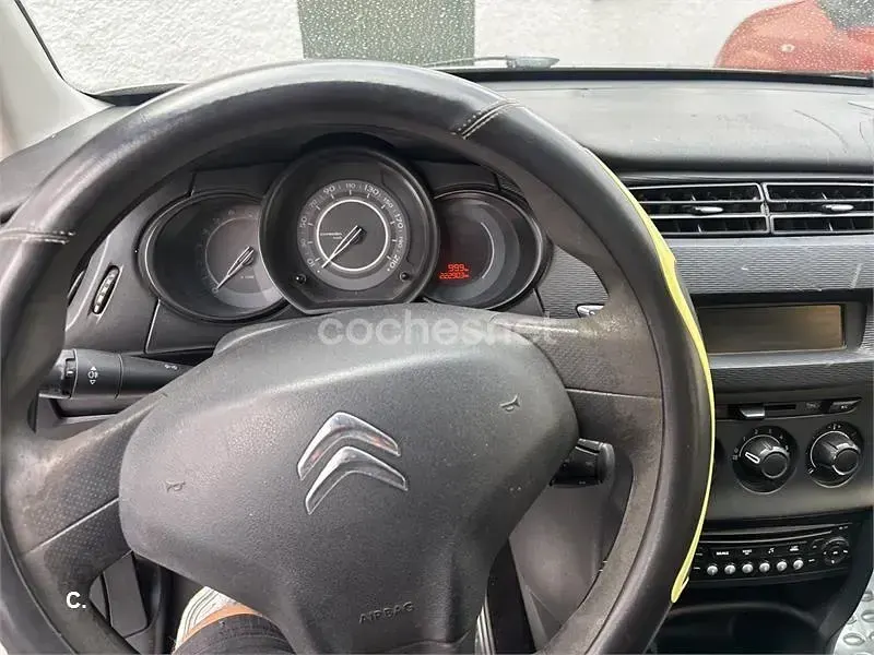 Usado Citroën C3 75 CV (55 kW) 2012 Blanco Berlina