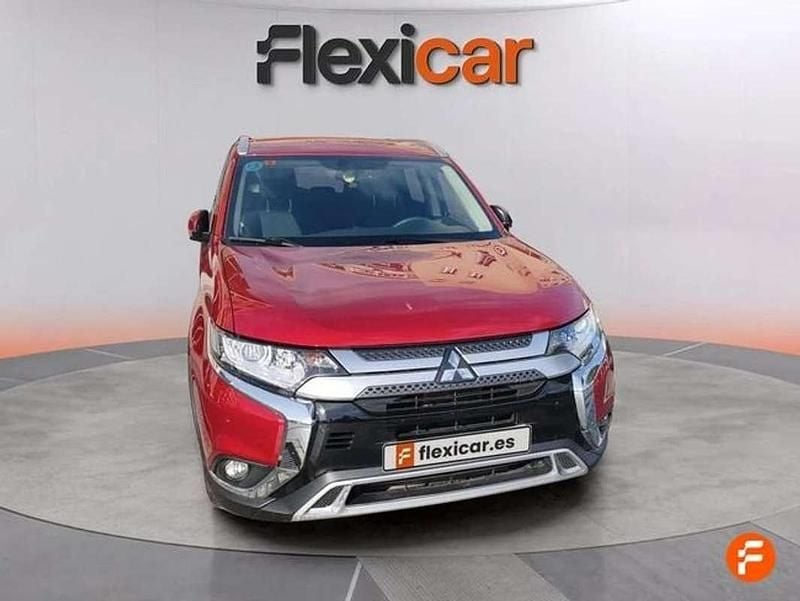 Usado Mitsubishi Outlander Motion 150 CV (110 kW) 2021 Rojo SUV