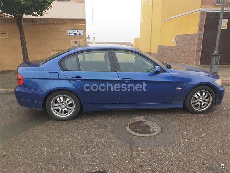 Usado BMW 320 163 CV (119 kW) 2007 Azul Berlina