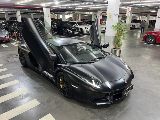 Usado Lamborghini Aventador 700 CV (514 kW) 2014 Gris Coupe