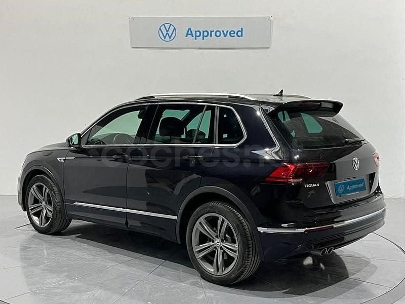 Usado VW Tiguan Sportline 150 CV (110 kW) 2019 Negro SUV