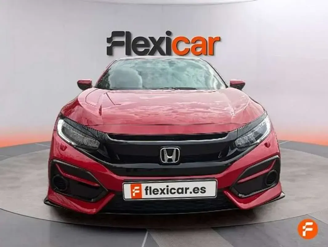 Usado Honda Civic Comfort 126 CV (92 kW) 2021 Rojo Utilitario