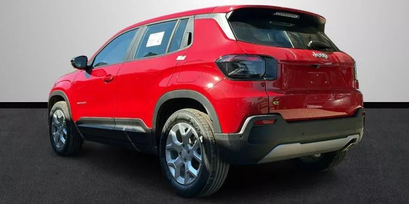 Usado Jeep Avenger Altitude 101 CV (74 kW) 2023 Gris SUV