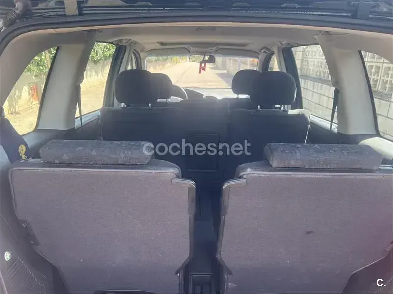 Usado Opel Zafira Elegance 115 CV (84 kW) 2000 Verde Monovolumen