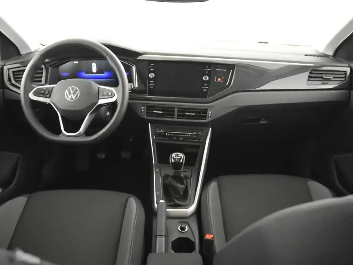 Usado VW Polo 95 CV (69 kW) 2026 Azul Utilitario