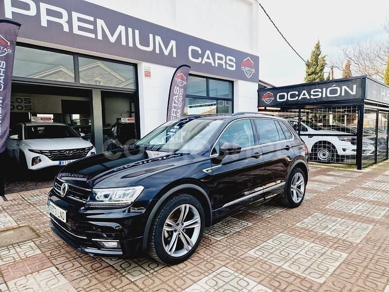 Negro Usado 2020 VW Tiguan R-line SUV | 23.700 € (Precio justo) - Imagen 1/4