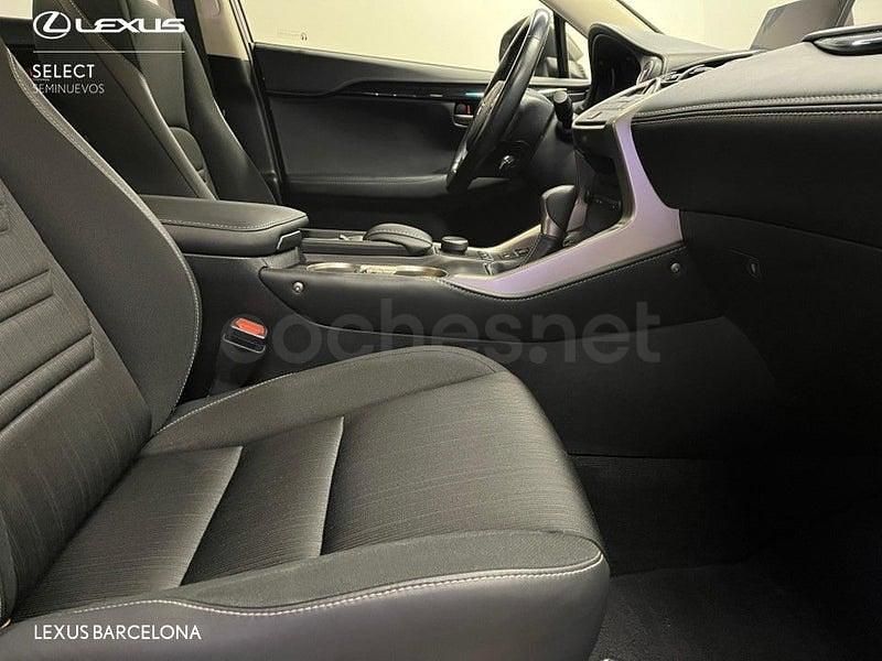 Usado Lexus NX300h 197 CV (144 kW) 2015 Gris / plata SUV