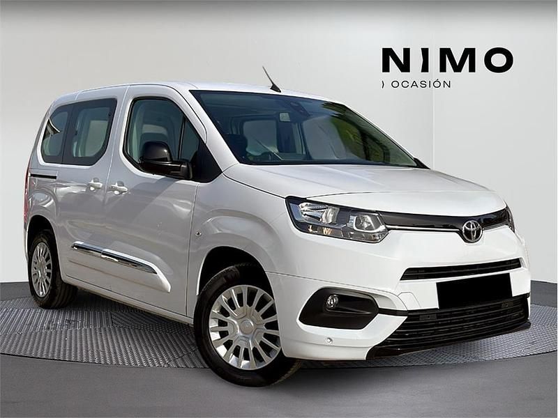 Blanco polar Usado 2024 Toyota Proace Verso City Familiar | 20.490 € (Precio justo) - Imagen 1/4